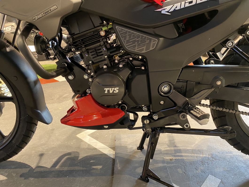 Moto TVS Raider 125