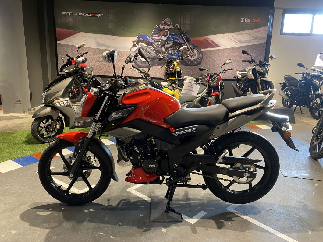 Moto TVS Raider 125