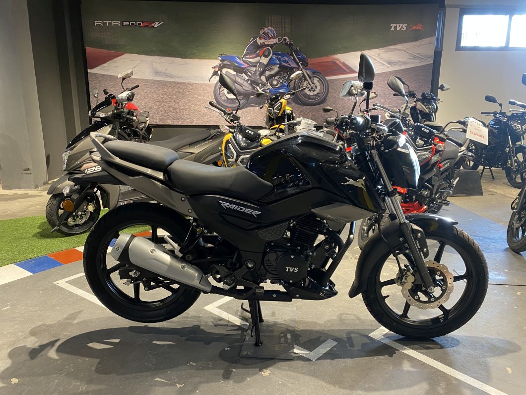 Moto TVS Raider 125