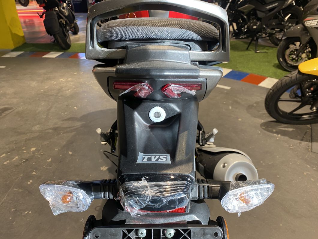 Moto TVS Raider 125