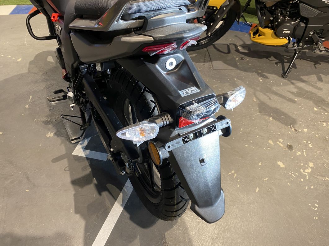 Moto TVS Raider 125