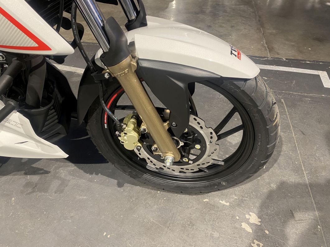 Moto TVS Rtr 200 carburada Abs 2025
