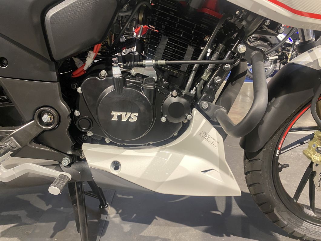 Moto TVS Rtr 200 carburada Abs 2025