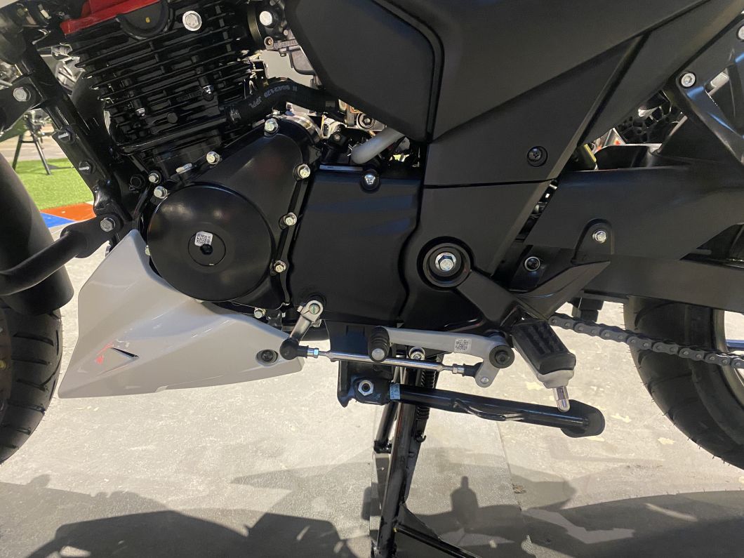 Moto TVS Rtr 200 carburada Abs 2025