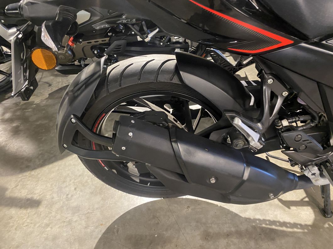 Moto TVS Rtr 200 Carburada usado 2025 con 4400 km 1M