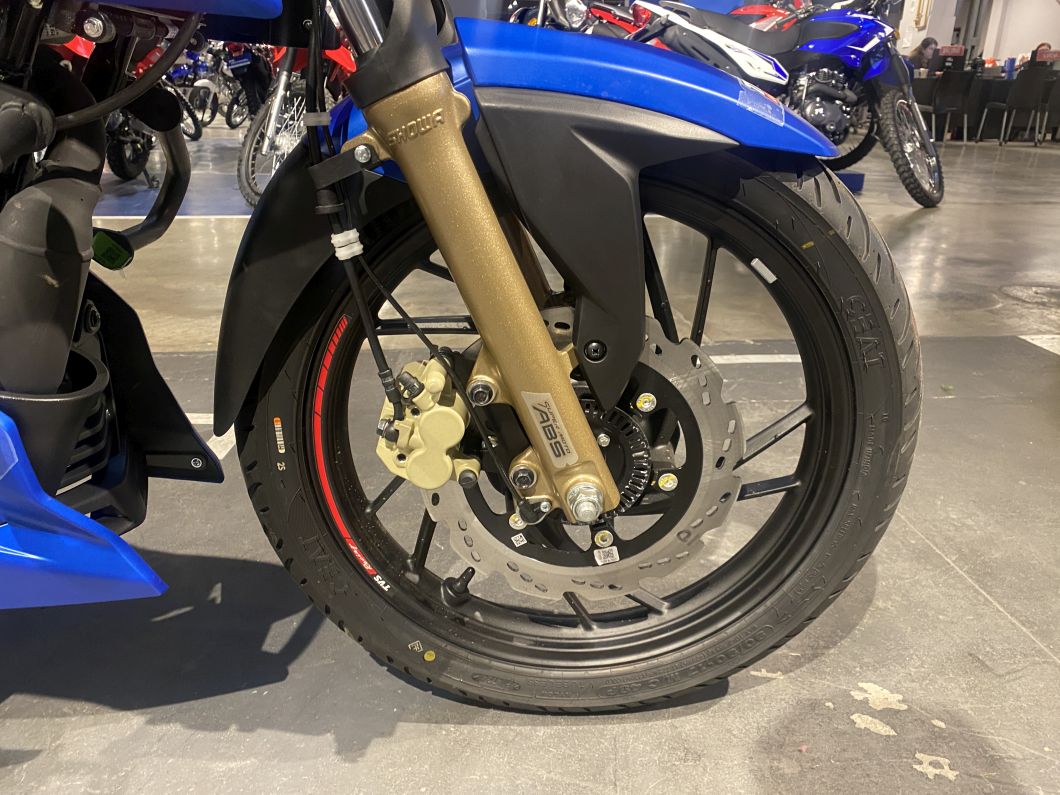 Moto TVS RTR 200 Fi Inyeccion