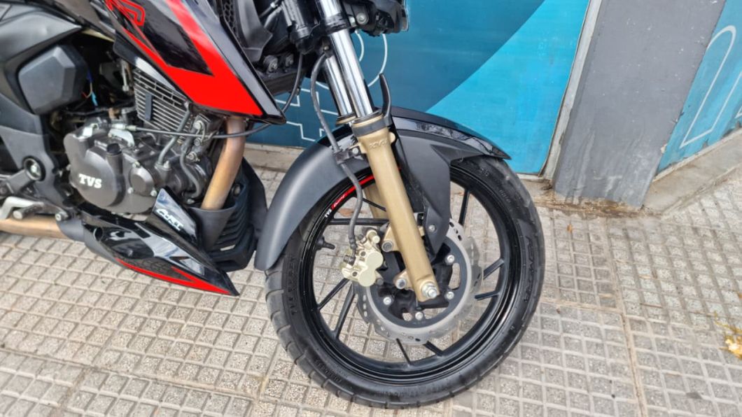 Moto TVS Rtr 200 carburada usado 2019 con 11981 km 1M