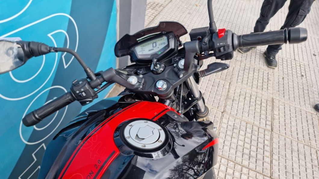 Moto TVS Rtr 200 carburada usado 2019 con 11981 km 1M