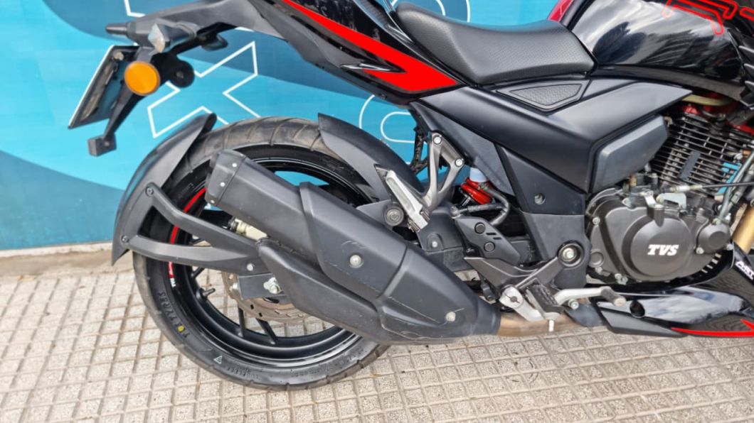 Moto TVS Rtr 200 carburada usado 2019 con 11981 km 1M