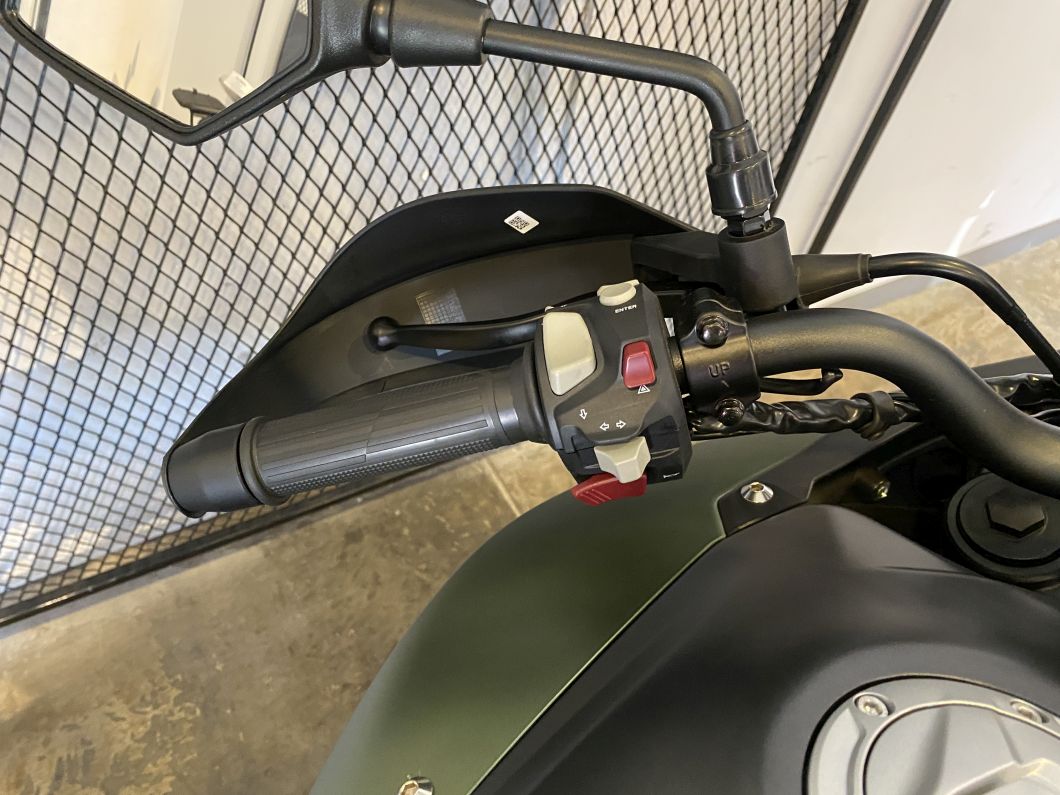 Moto Voge 300 DS 2026 con baul 