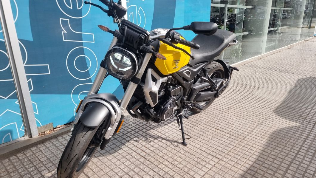 Moto Voge 350 Ac usado 2024 con 4299 km 1M