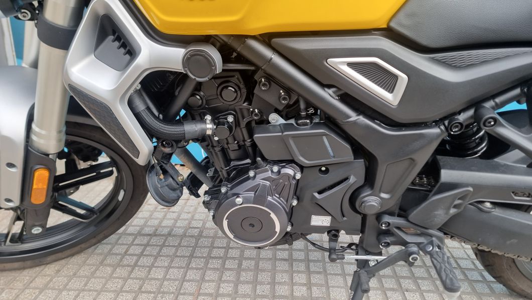 Moto Voge 350 Ac usado 2024 con 4299 km 1M