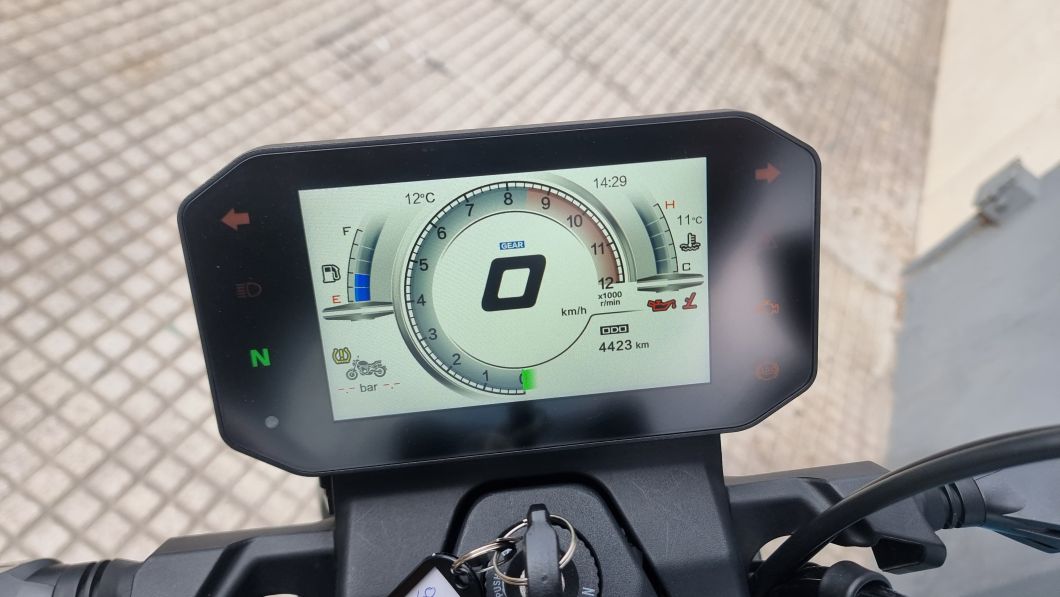 Moto Voge 350 Ac usado 2024 con 4299 km 1M