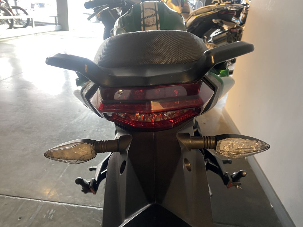 Moto Voge 500 Ds usado 2024 con 8437 km 1M