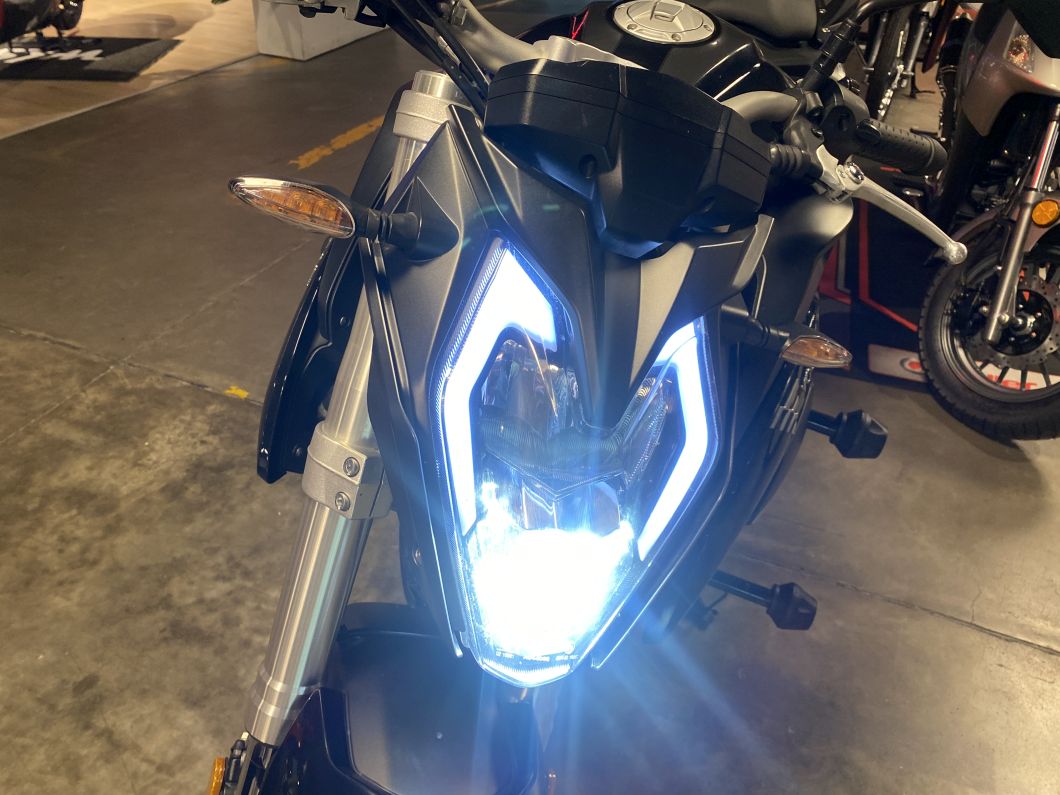 Moto Voge 500 R usado 2022 con 17137 km 1M