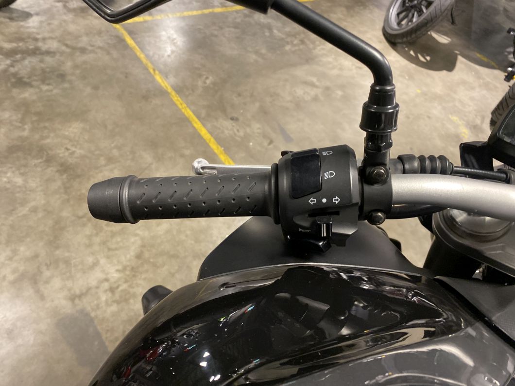 Moto Voge 500 R usado 2022 con 17137 km 1M