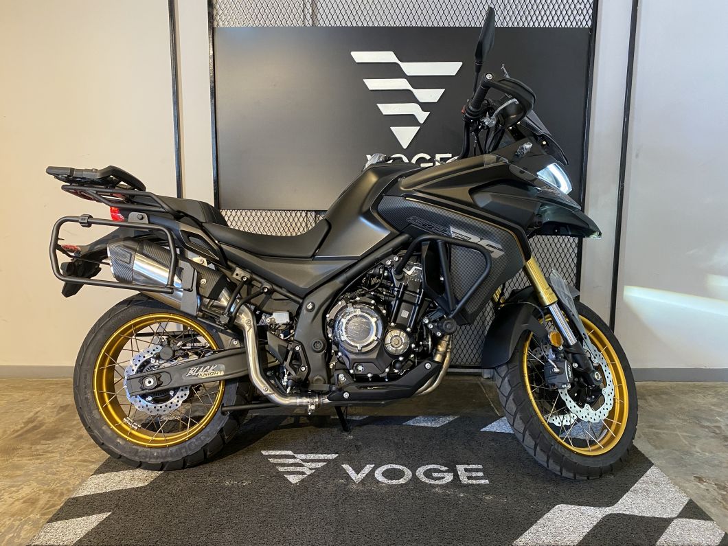 Moto Voge 525 DSX Black + Baul