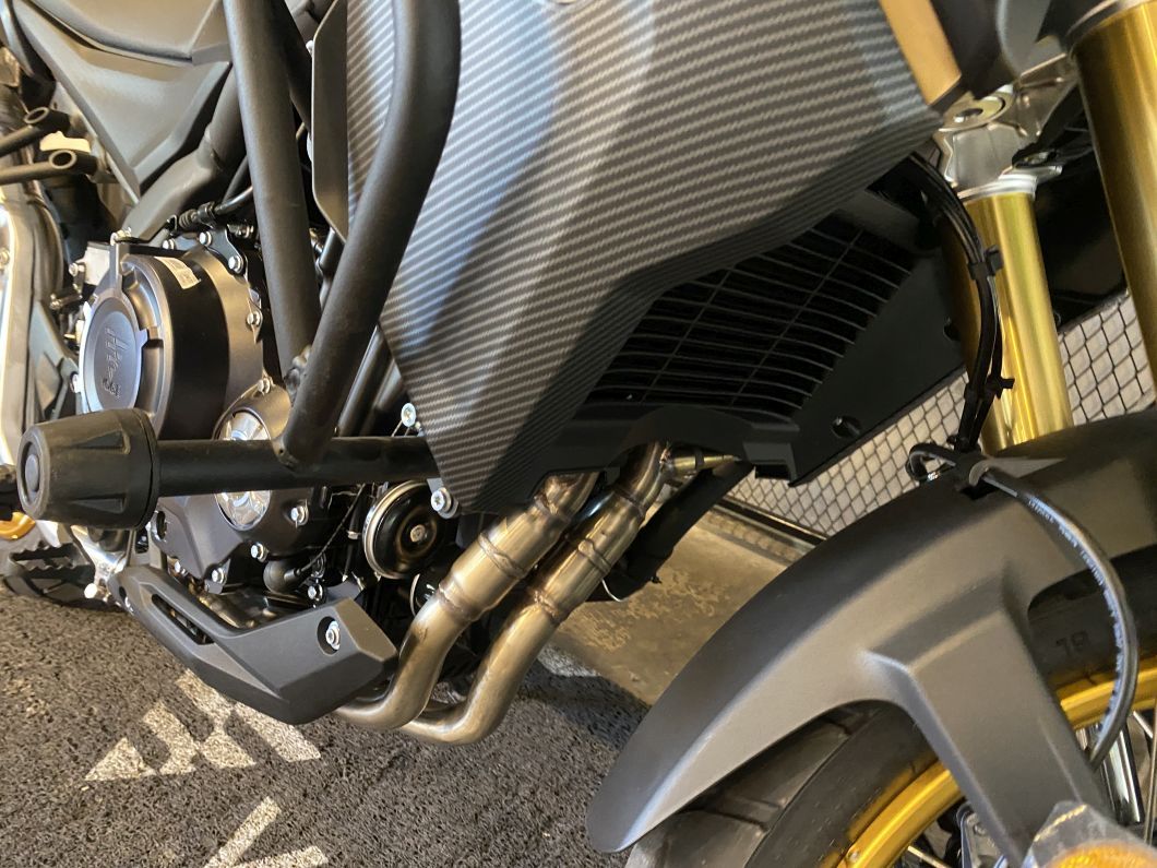 Moto Voge 525 DSX Black + Baul