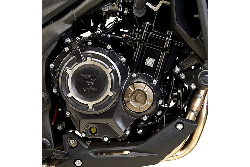 Moto Voge 525 DSX Black + Baul