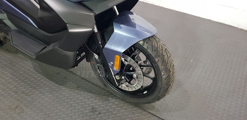 Moto Voge SR4 Pro 350cc Scooter