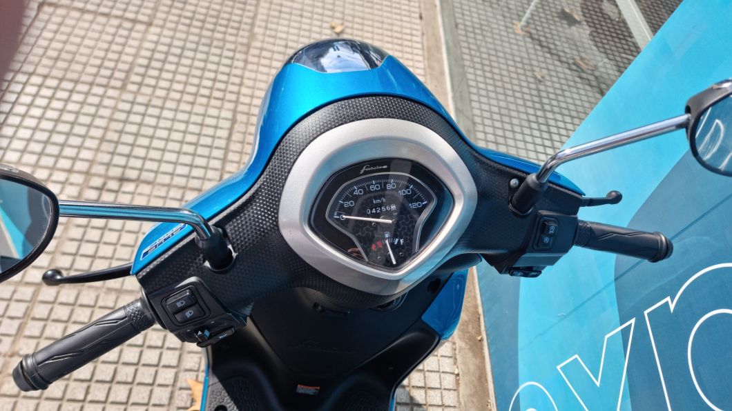 Moto Yamaha Fascino 125 Fi Usado 2024 con 4256 km int 52520 1M