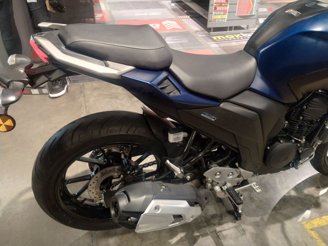 Moto Yamaha Fz 25 usado 2021 con 8650km 