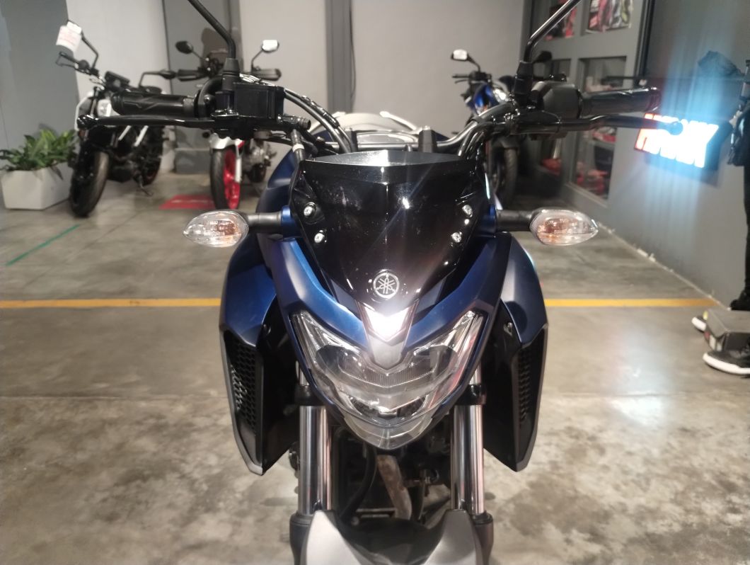 Moto Yamaha Fz 25 usado 2021 con 8650km 