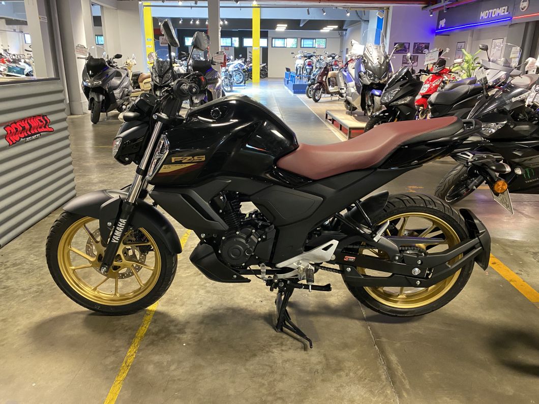 Moto Yamaha Fz Fi 3.0 usado 2024 con 5346km DT