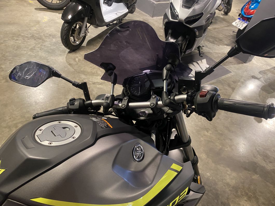 Moto Yamaha MT 03 usado 2017 con 9535 km 1M