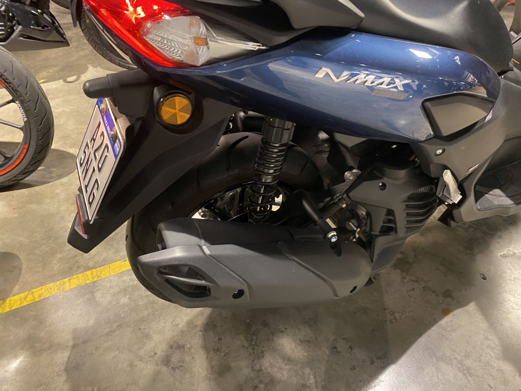 Moto Yamaha Nmax 155 usado 2024 con 2800 km 1M
