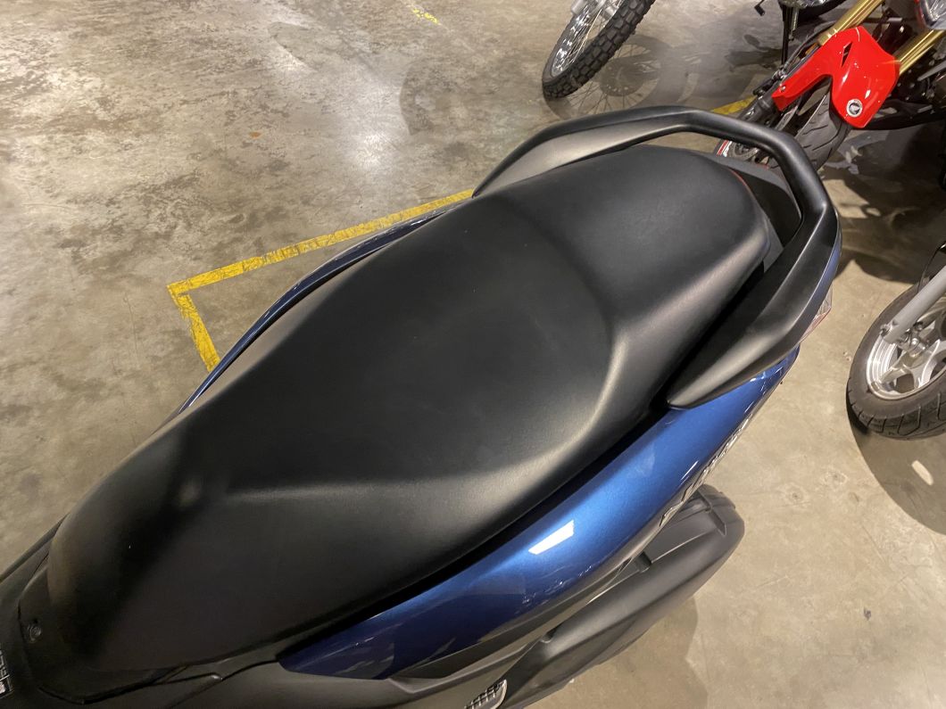 Moto Yamaha Nmax 155 usado 2024 con 2800 km 1M