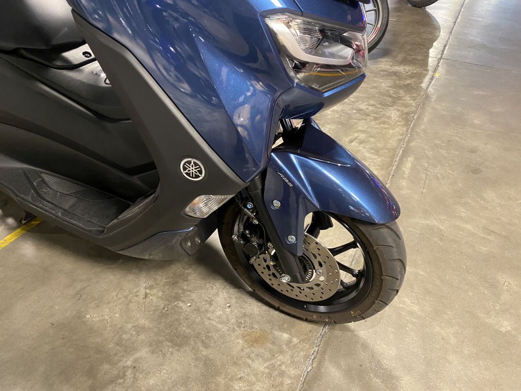 Moto Yamaha Nmax 155 usado 2024 con 2800 km 1M