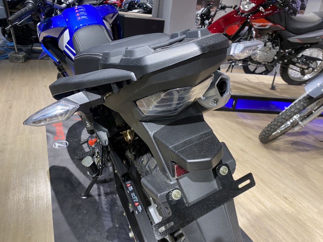 Moto Zanella ZR 200 OHC 2026