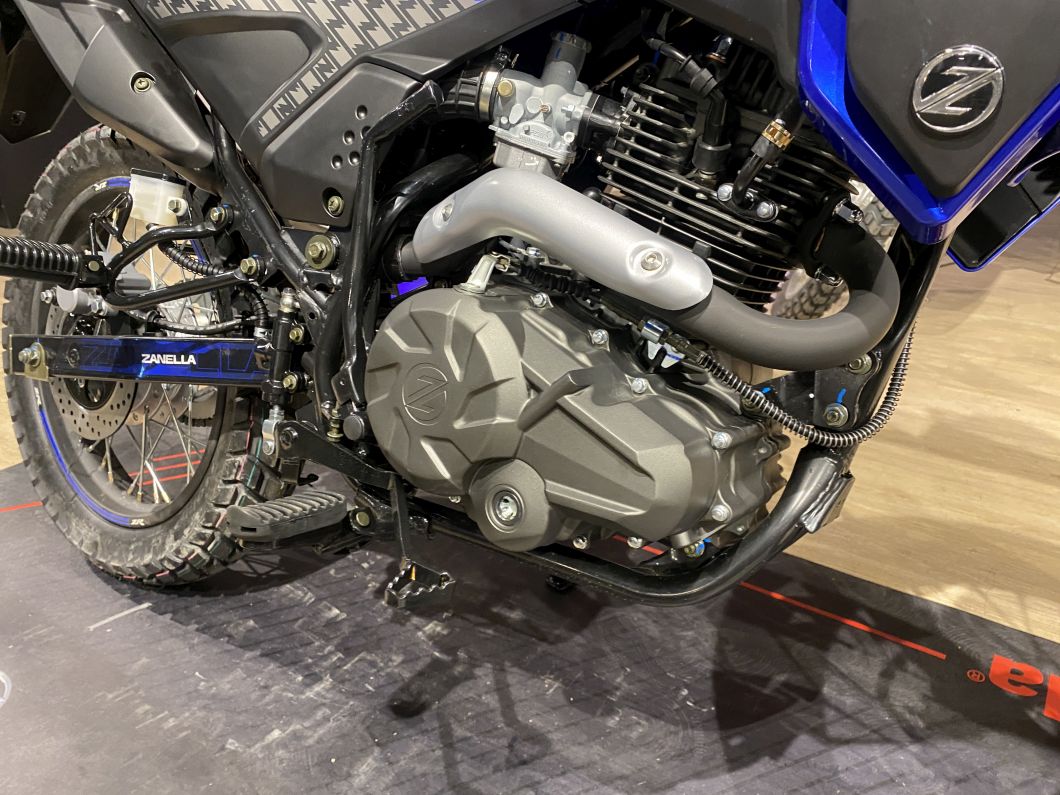 Moto Zanella ZR 200 OHC 2026