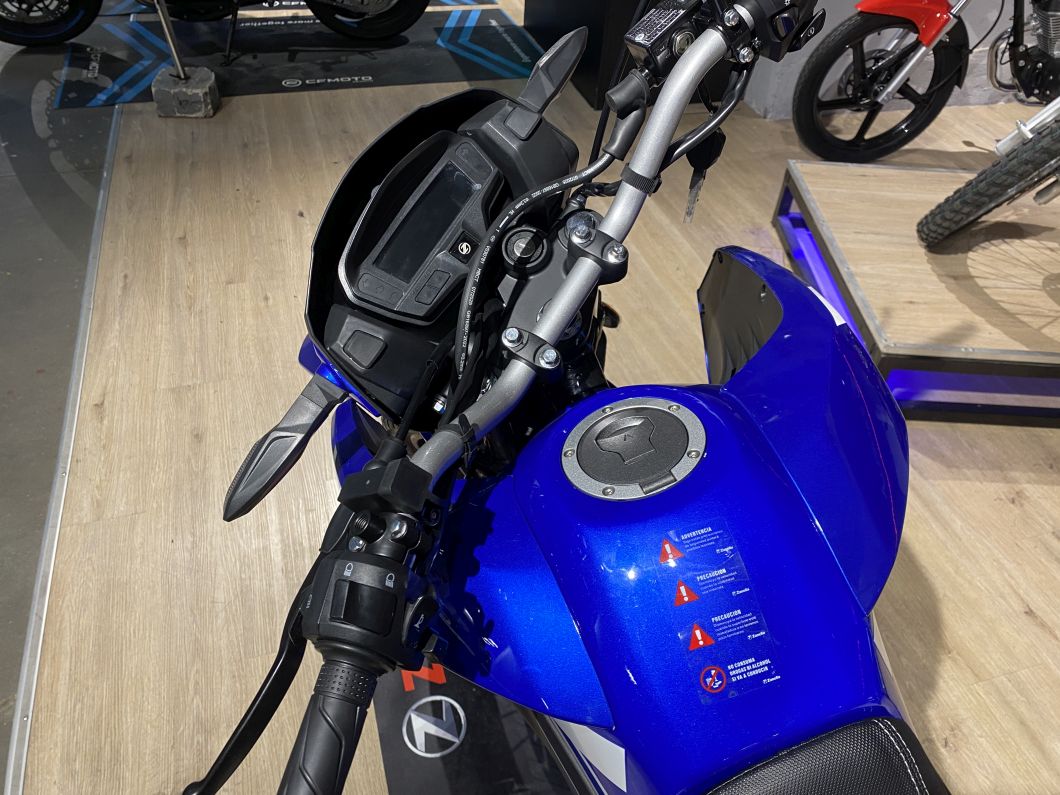 Moto Zanella ZR 200 OHC 2026