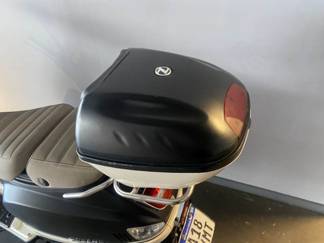 Moto Zanella Styler 150 Exclusive usado 2023 con 5600 km 1M