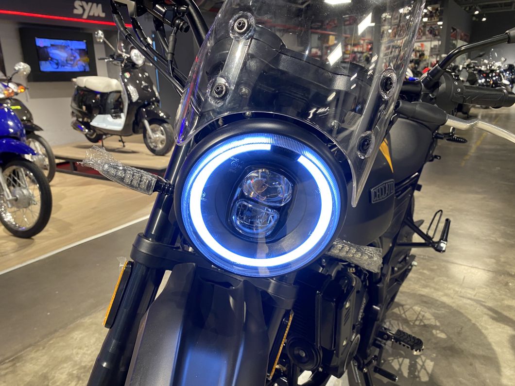 Moto Zanella Andina 300