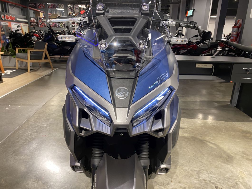 Moto Zanella Cruiser 200 Adventure CBS