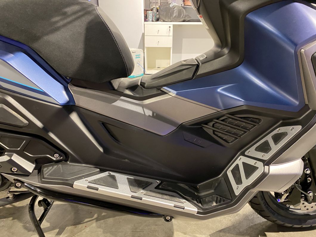 Moto Zanella Cruiser 200 Adventure CBS