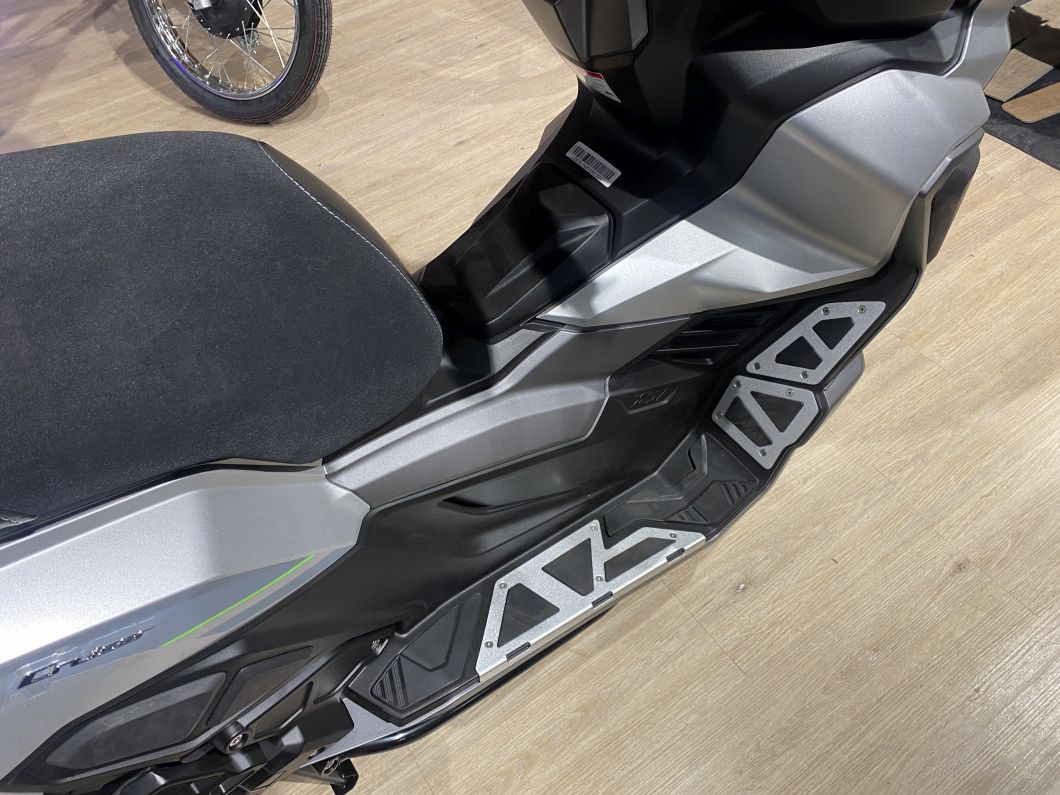 Moto Zanella Cruiser 200 Adventure CBS