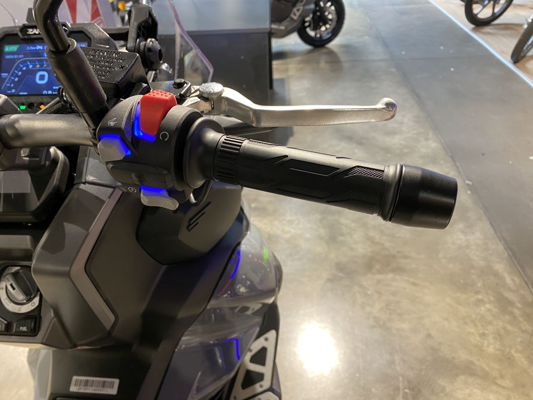 Moto Zanella Cruiser 300 Adventure ABS