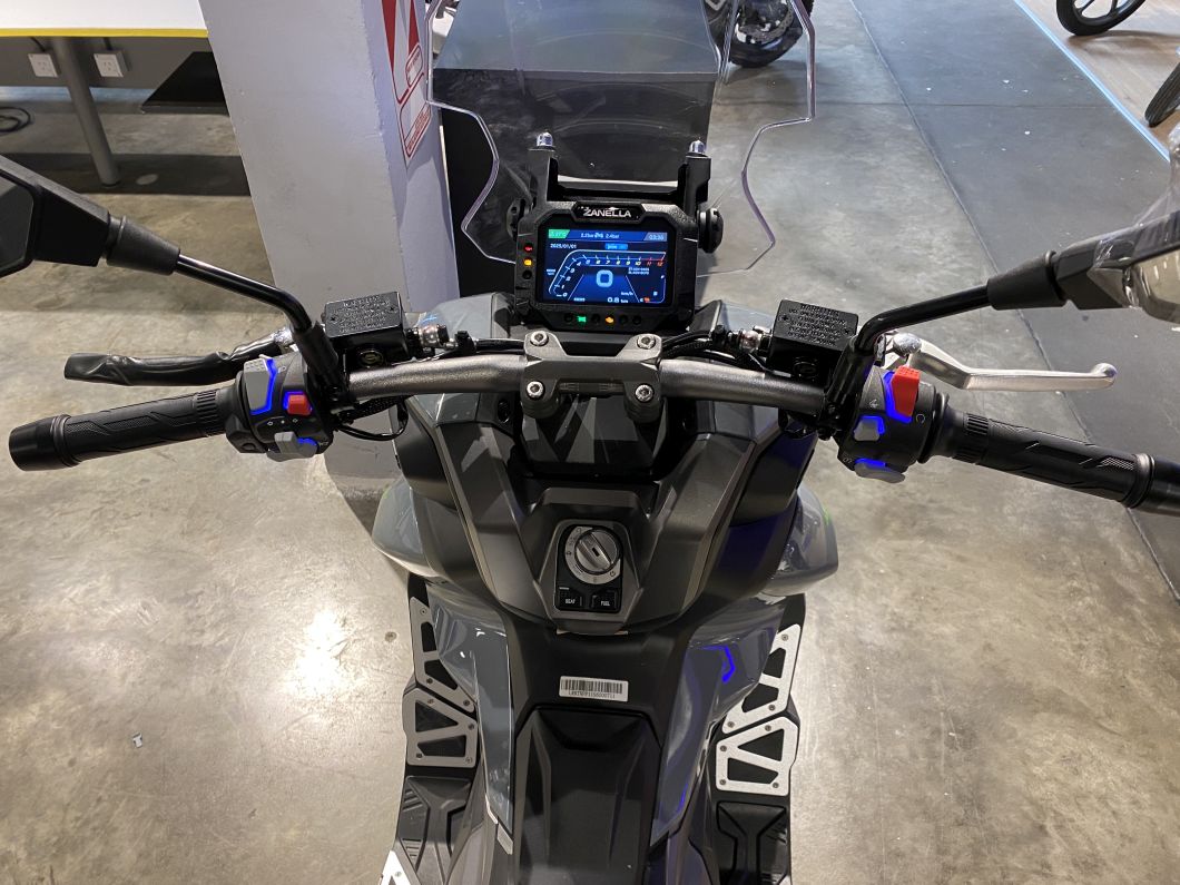 Moto Zanella Cruiser 300 Adventure ABS