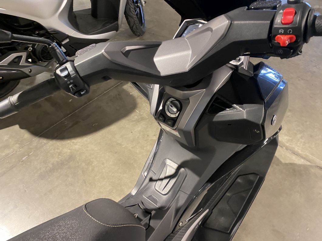 Moto Zanella Cruiser x1 usado 2025 con 4140 km 1M