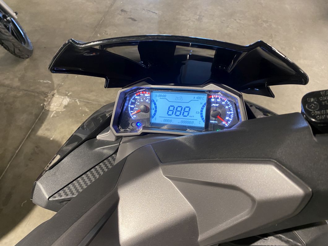 Moto Zanella Cruiser x1 usado 2025 con 4140 km 1M