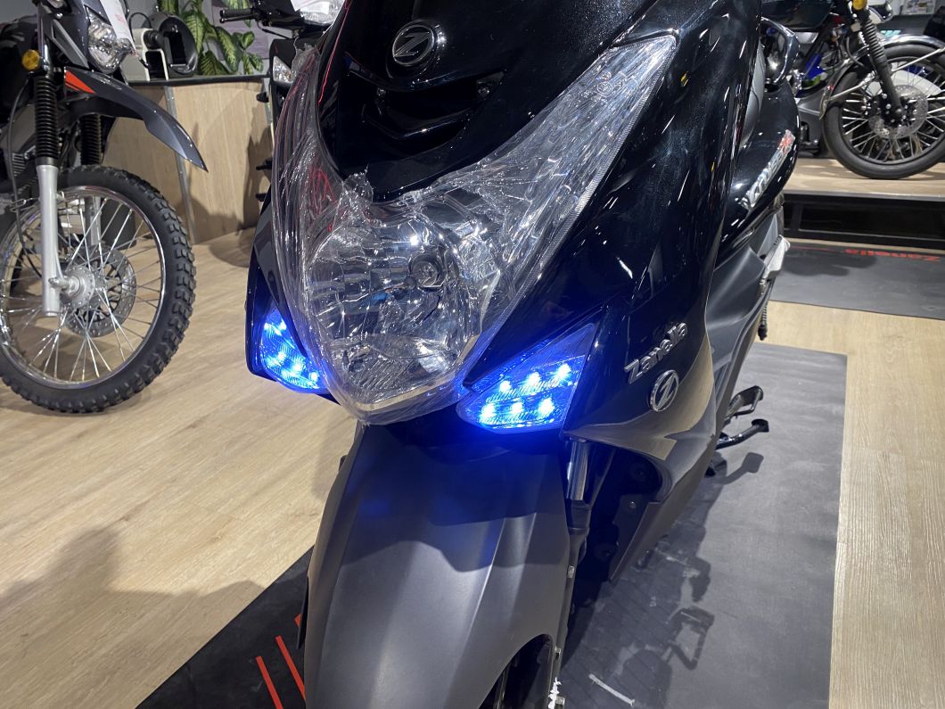 Moto Zanella Cruiser 150 X