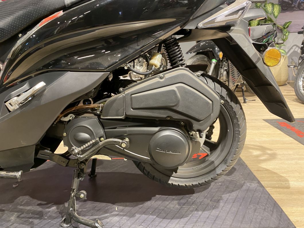 Moto Zanella Cruiser 150 X