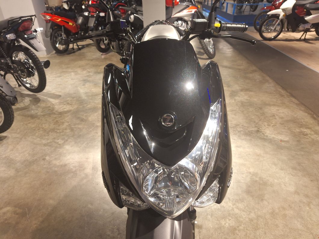 Moto Zanella Cruiser X 150