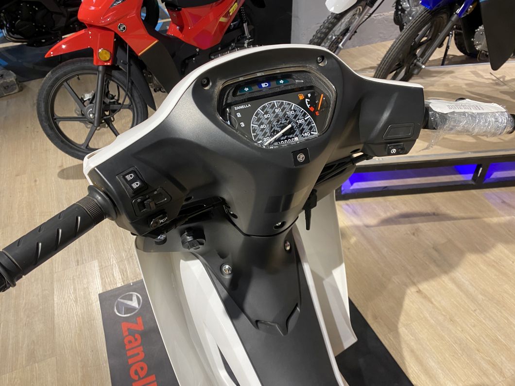 Moto Zanella Due 125 Sport 