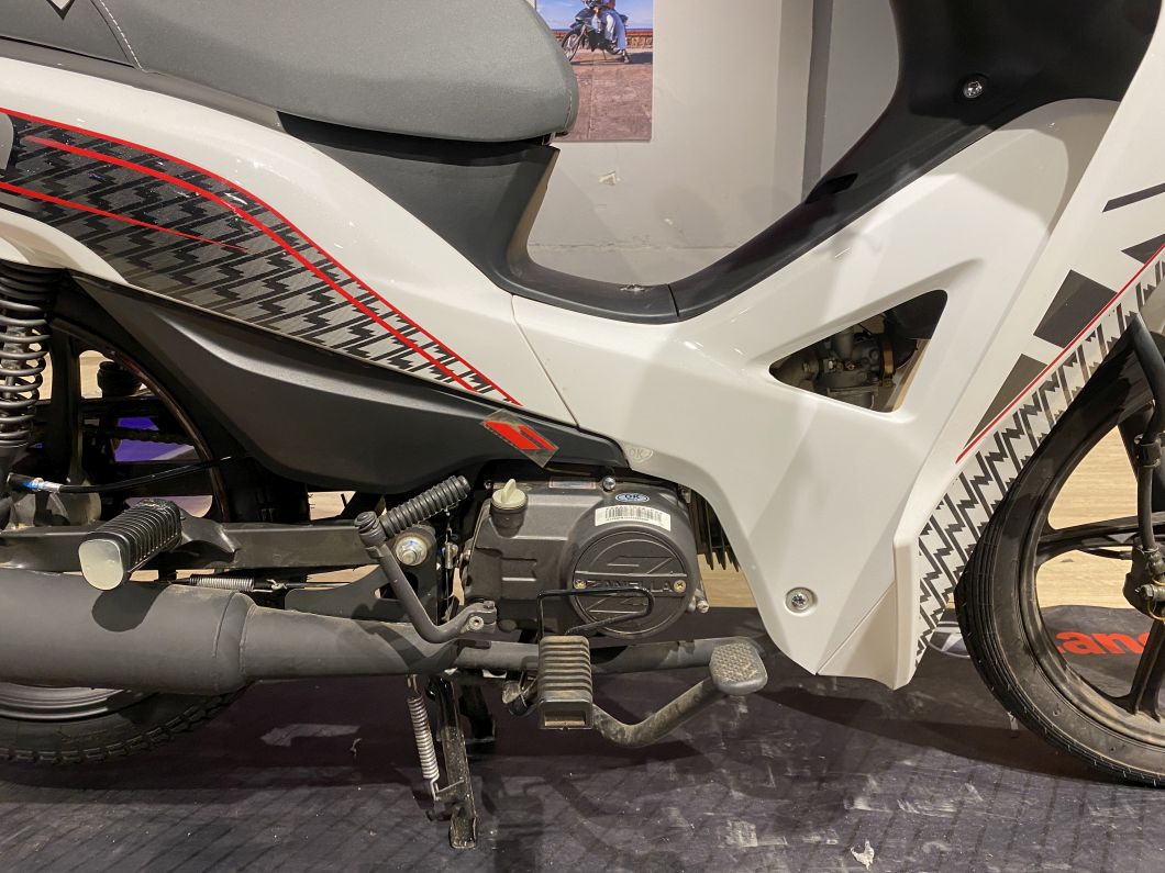 Moto Zanella Due 125 Sport 