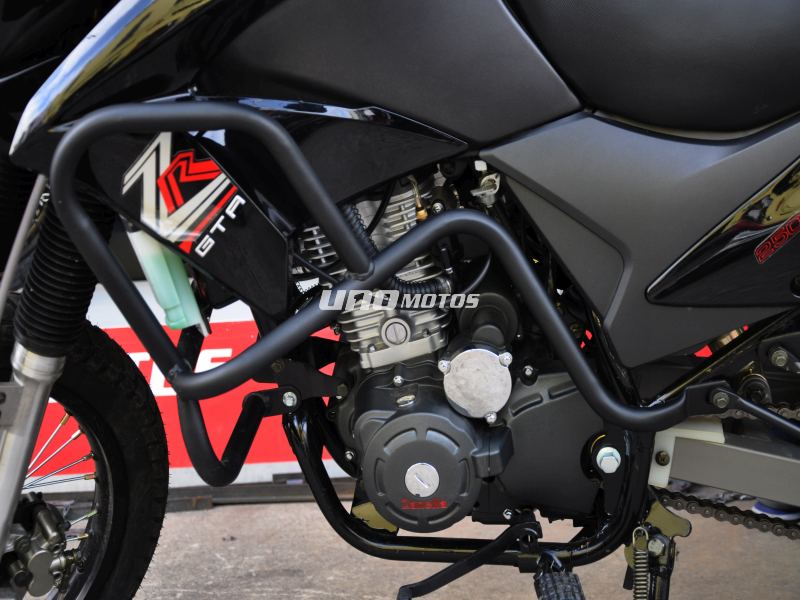 Moto Zanella ZR GTA 250 CON PORTABAULES - Outlet